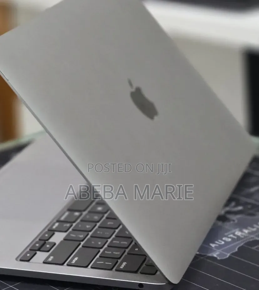 New Laptop Apple MacBook Pro 2020 M1 8GB Apple M1 SSD 512GB