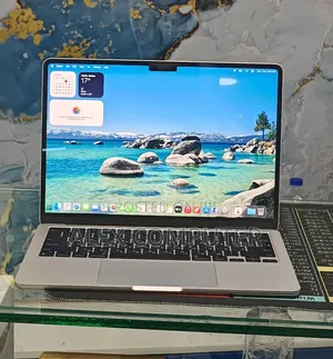 New Laptop Apple MacBook Air 2022 M2 8GB Apple M2 SSD 256GB