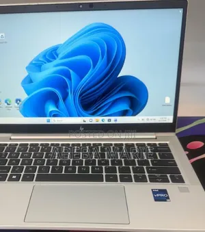 New Laptop HP EliteBook 630 G10 16GB Intel Core i7 SSD 512GB