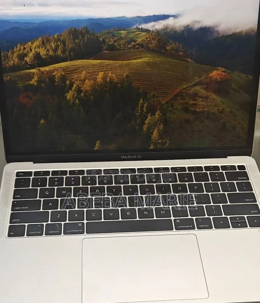 New Laptop Apple MacBook Air 2017 8GB Intel Core i5 SSD 128GB