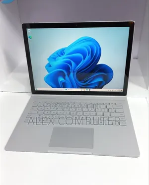New Laptop Microsoft Surface Book 2 16GB Intel Core i7 SSD 512GB