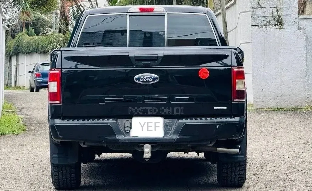 Ford F-150 2020 Black