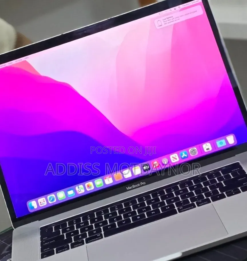 New Laptop Apple MacBook Pro 2017 4GB Intel Core i7 SSD 512GB