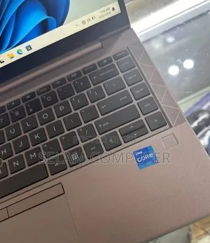 New Laptop HP ZBook Studio G8 16GB Intel Core i5 SSD 512GB