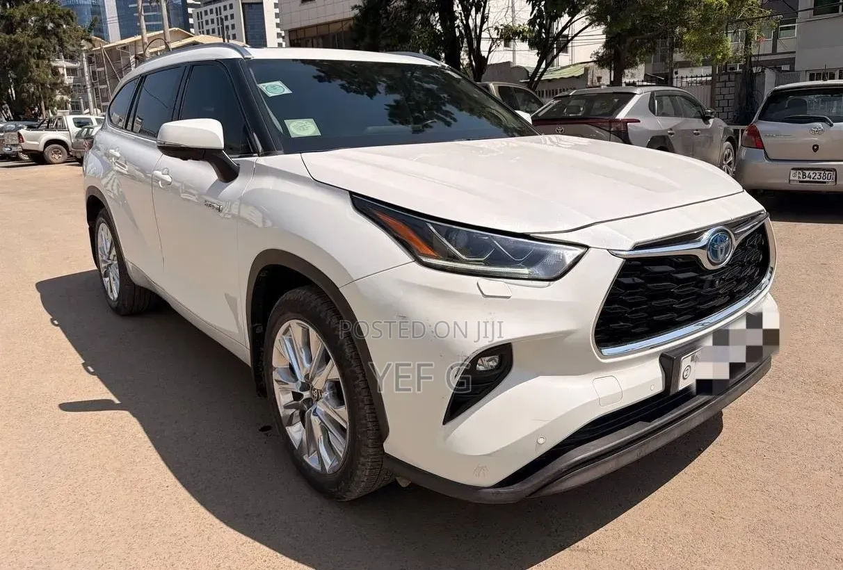 Toyota Highlander 2023 White