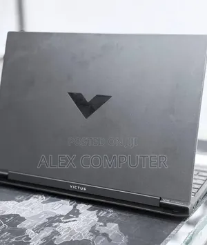 New Laptop HP Victus 15 8GB AMD Ryzen 5 SSD 512GB