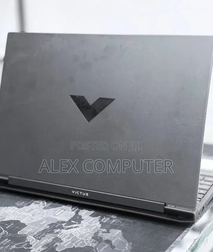 New Laptop HP Victus 15 8GB AMD Ryzen 5 SSD 512GB