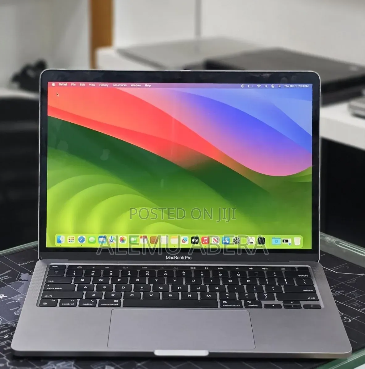 New Laptop Apple MacBook Pro 2020 M1 8GB Apple M1 SSD 512GB