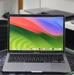New Laptop Apple MacBook Pro 2020 M1 8GB Apple M1 SSD 512GB