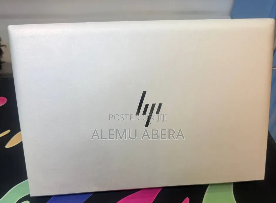 New Laptop HP EliteBook 830 G8 16GB Intel Core i7 SSD 512GB