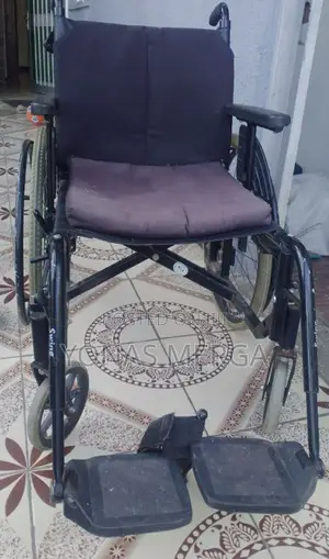 Folding wheelchair柞嬅wheelchairs詹急Wheelchair, Universal Armrests
