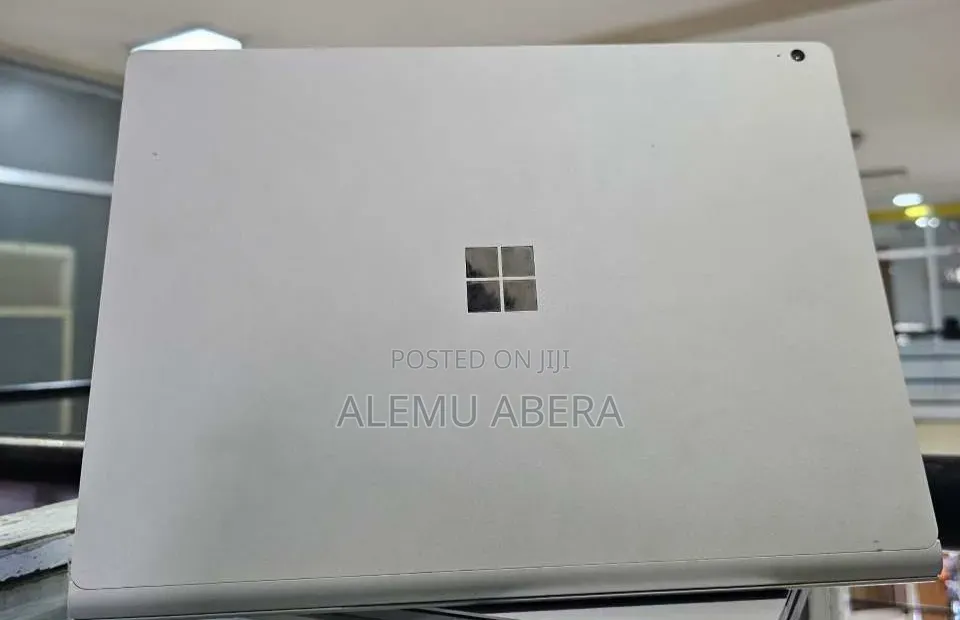 New Laptop Microsoft Surface Book 3 16GB Intel Core i7 SSD 256GB