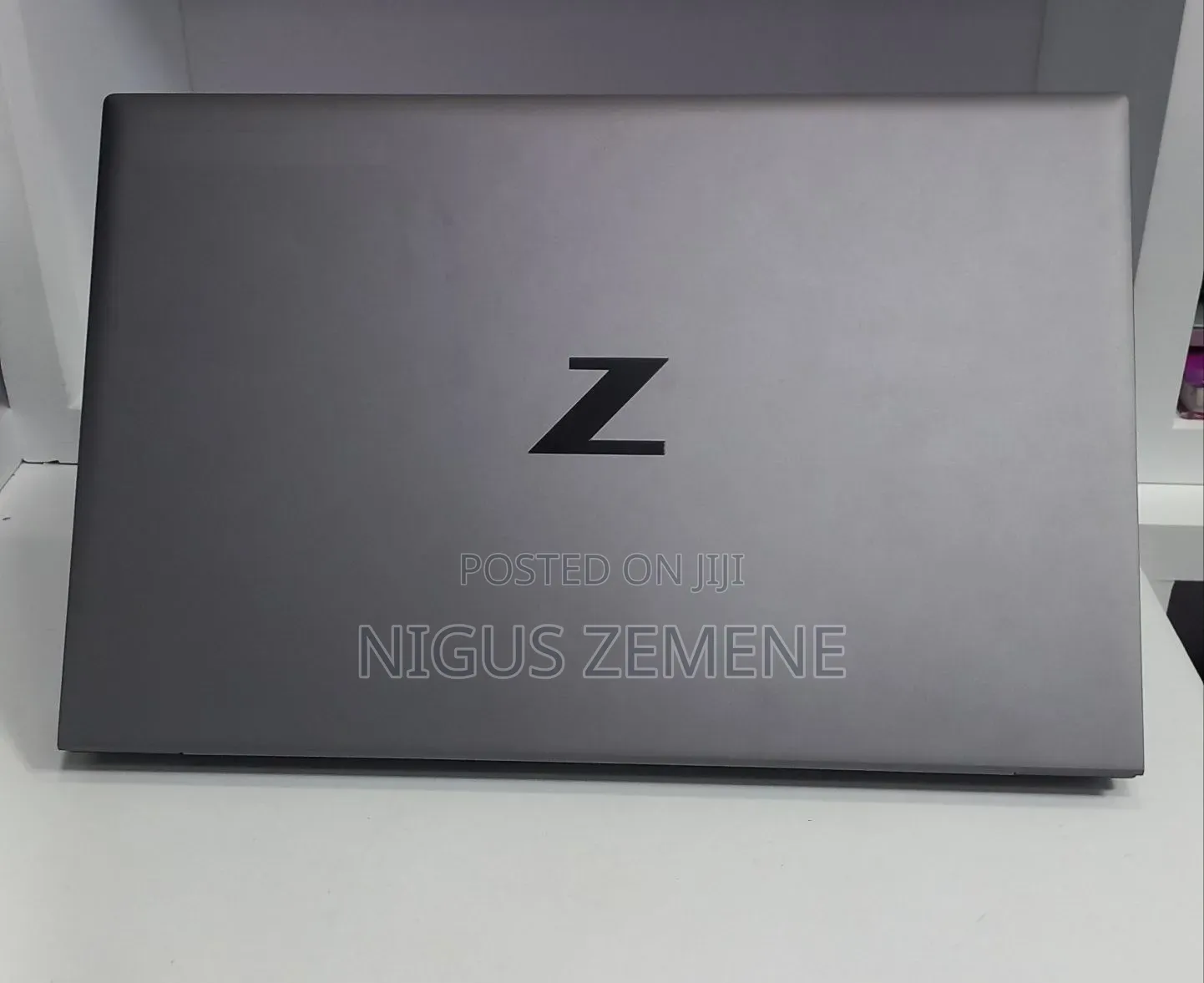 New Laptop HP ZBook Firefly G8 16GB Intel Core i7 SSD 512GB