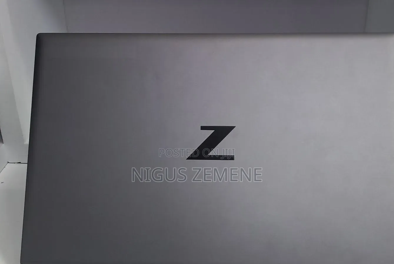 New Laptop HP ZBook Firefly G8 16GB Intel Core i7 SSD 512GB