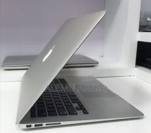 New Laptop Apple MacBook Air 2017 8GB Intel Core i7 SSD 128GB