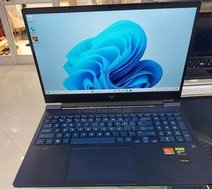 New Laptop HP Victus 16 8GB AMD Ryzen 7 SSD 1T