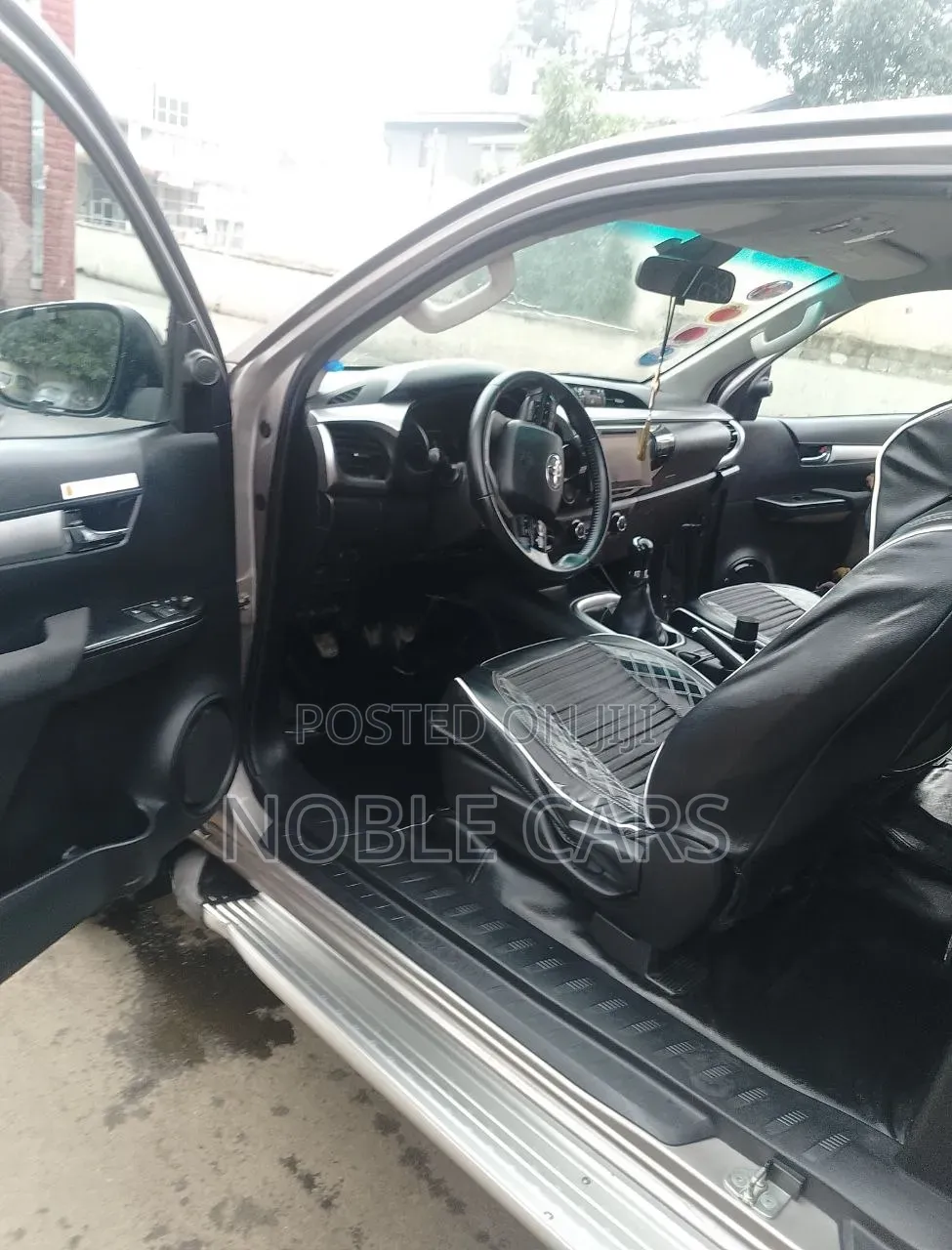 Toyota Hilux 2019 Brown
