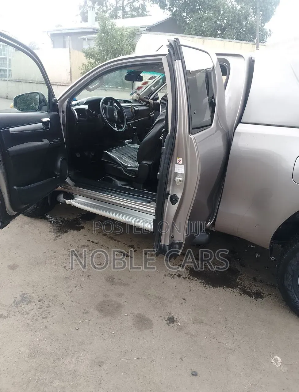 Toyota Hilux 2019 Brown