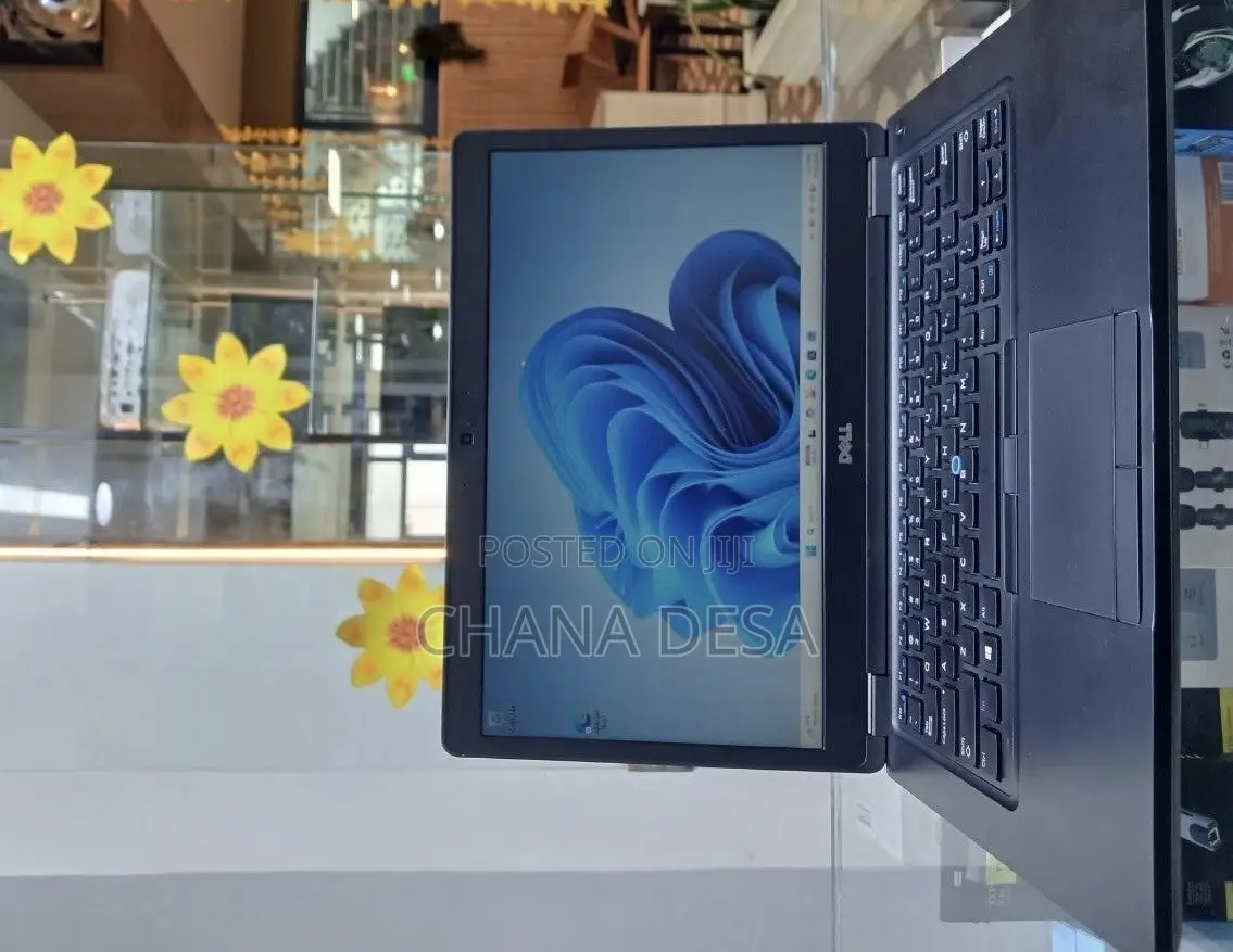 New Laptop Dell Latitude 5480 8GB Intel Core i5 SSD 256GB