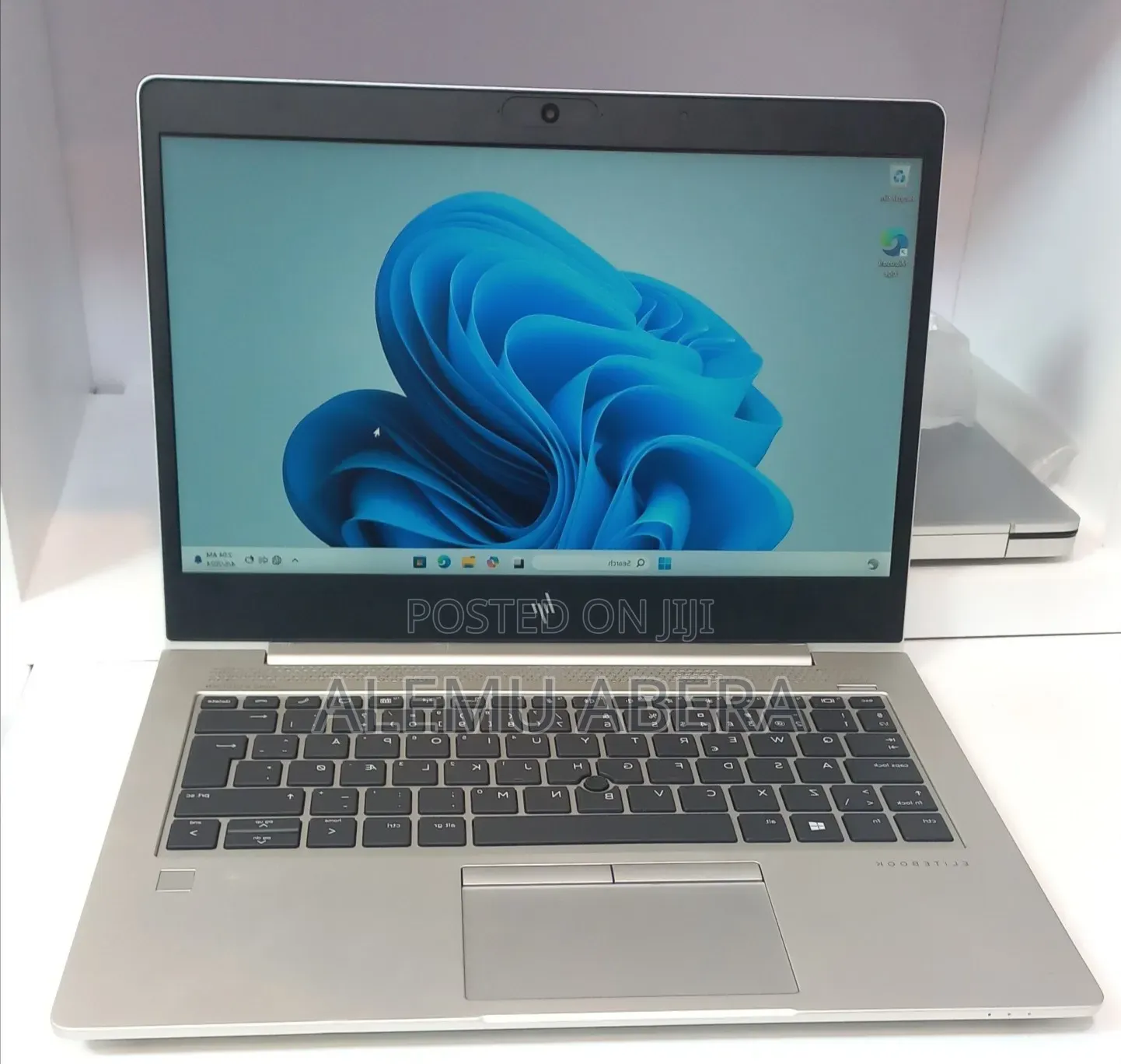 New Laptop HP EliteBook 830 G5 8GB Intel Core i5 SSD 512GB