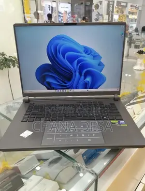 New Laptop Asus 32GB Intel Core Ultra 9 SSD 1T