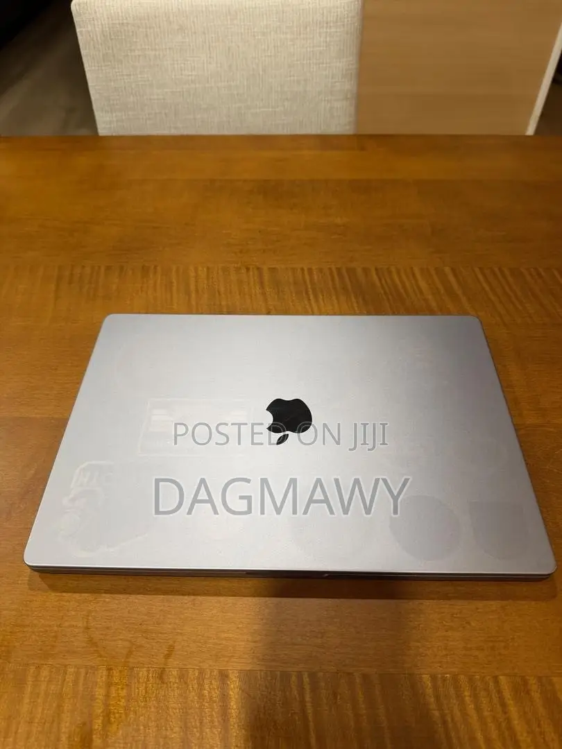 Laptop Apple MacBook Pro 2021 M1 Max 64GB Apple M1 Max SSD 1T