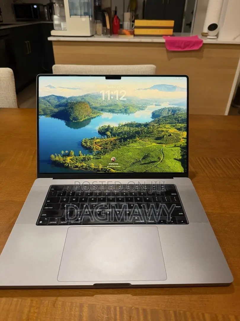 Laptop Apple MacBook Pro 2021 M1 Max 64GB Apple M1 Max SSD 1T