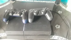 Play Station 4 Fat
