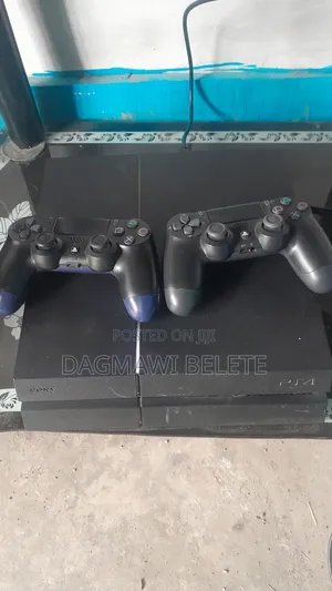 Play Station 4 Fat