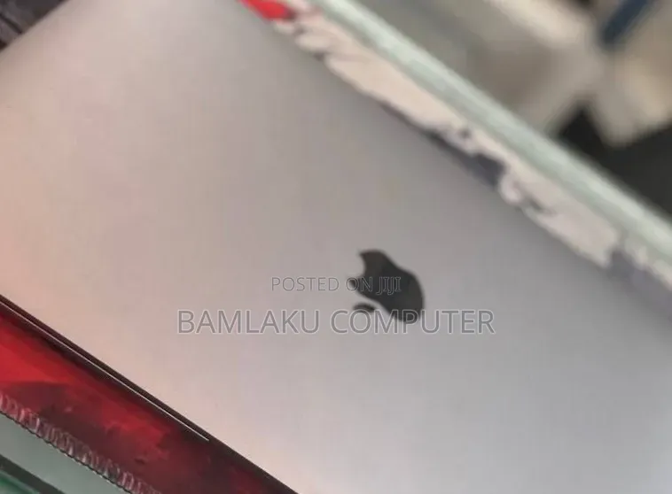 New Laptop Apple MacBook Air 2018 8GB Intel Core i5 SSD 128GB