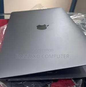 New Laptop Apple MacBook Air 2018 8GB Intel Core i5 SSD 128GB