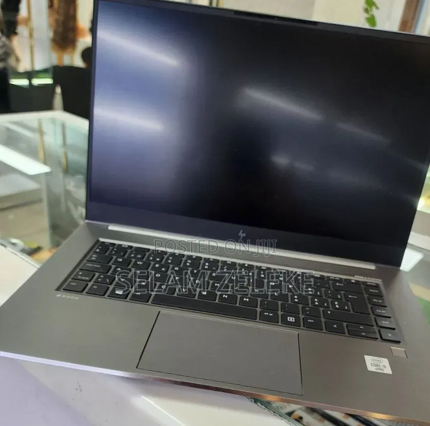 New Laptop HP 32GB Intel Core i9 SSD 512GB