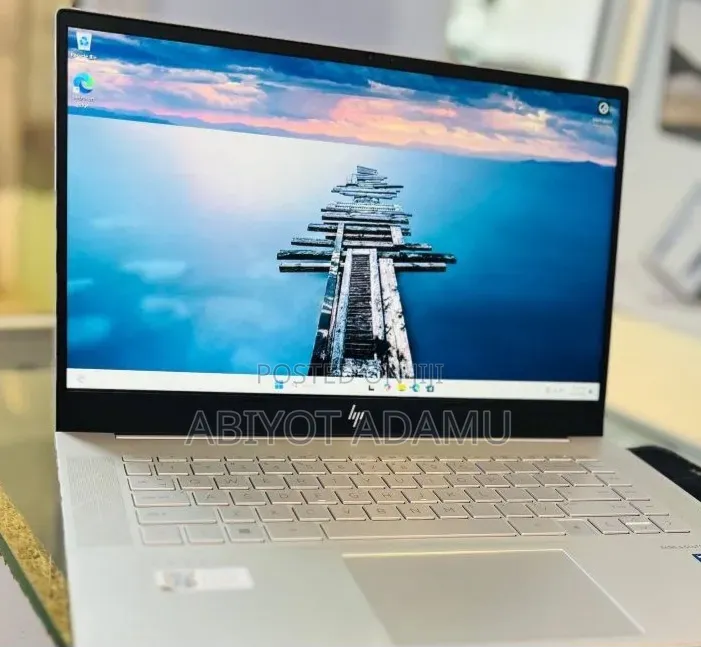 New Laptop HP Envy x360 16GB Intel Core i7 SSD 512GB