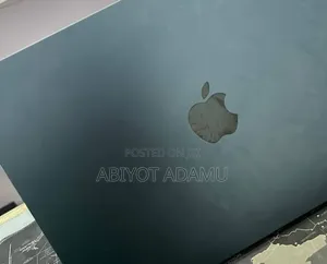 New Laptop Apple MacBook Air 2022 M2 16GB Apple M2 SSD 512GB
