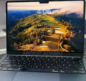 New Laptop Apple MacBook Air 2022 M2 16GB Apple M2 SSD 512GB