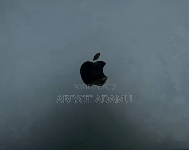 New Laptop Apple MacBook Air 2022 M2 16GB Apple M2 SSD 512GB