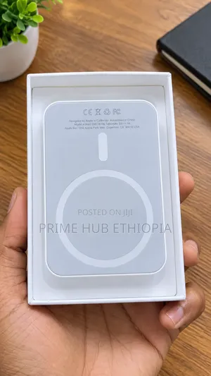 Apple MagSafe 10,000 mAh Battery Pack Inside Its Retail Packaging