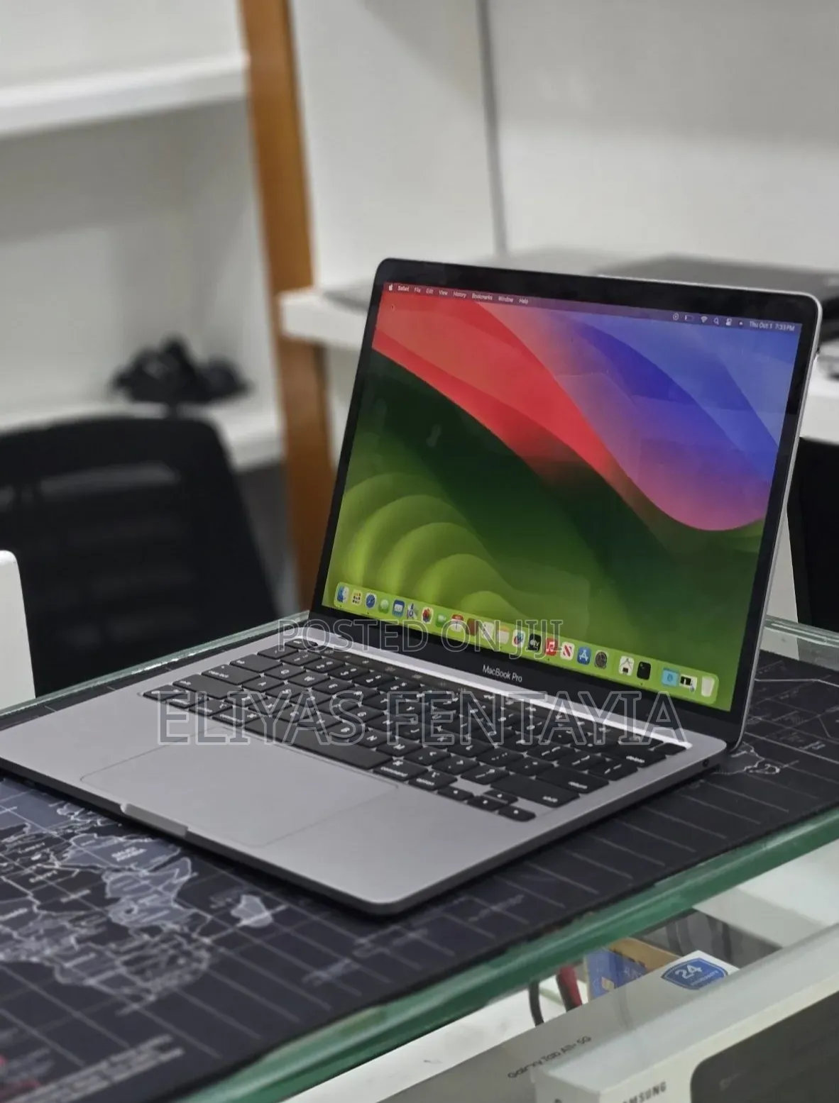 New Laptop Apple MacBook Pro 2020 M1 8GB Apple M1 SSD 512GB