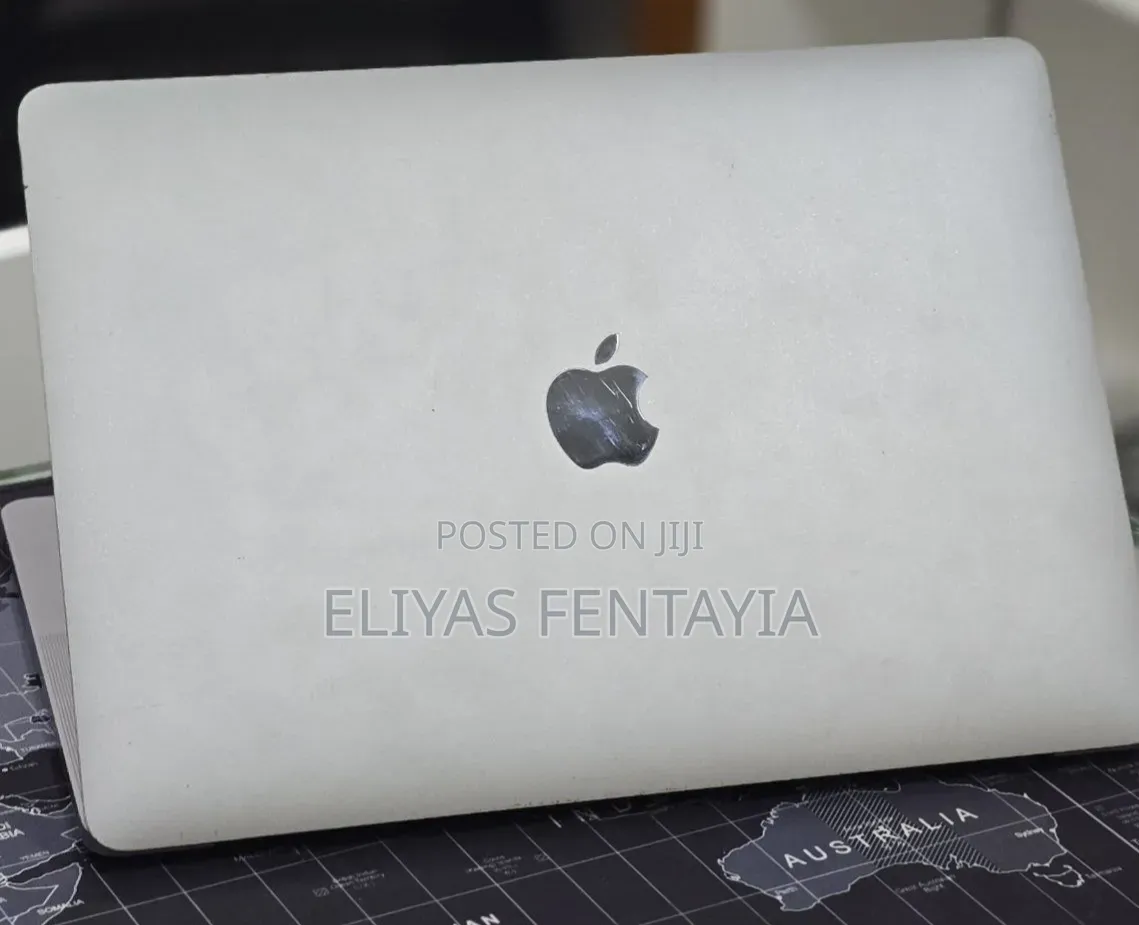 New Laptop Apple MacBook Pro 2020 M1 8GB Apple M1 SSD 512GB
