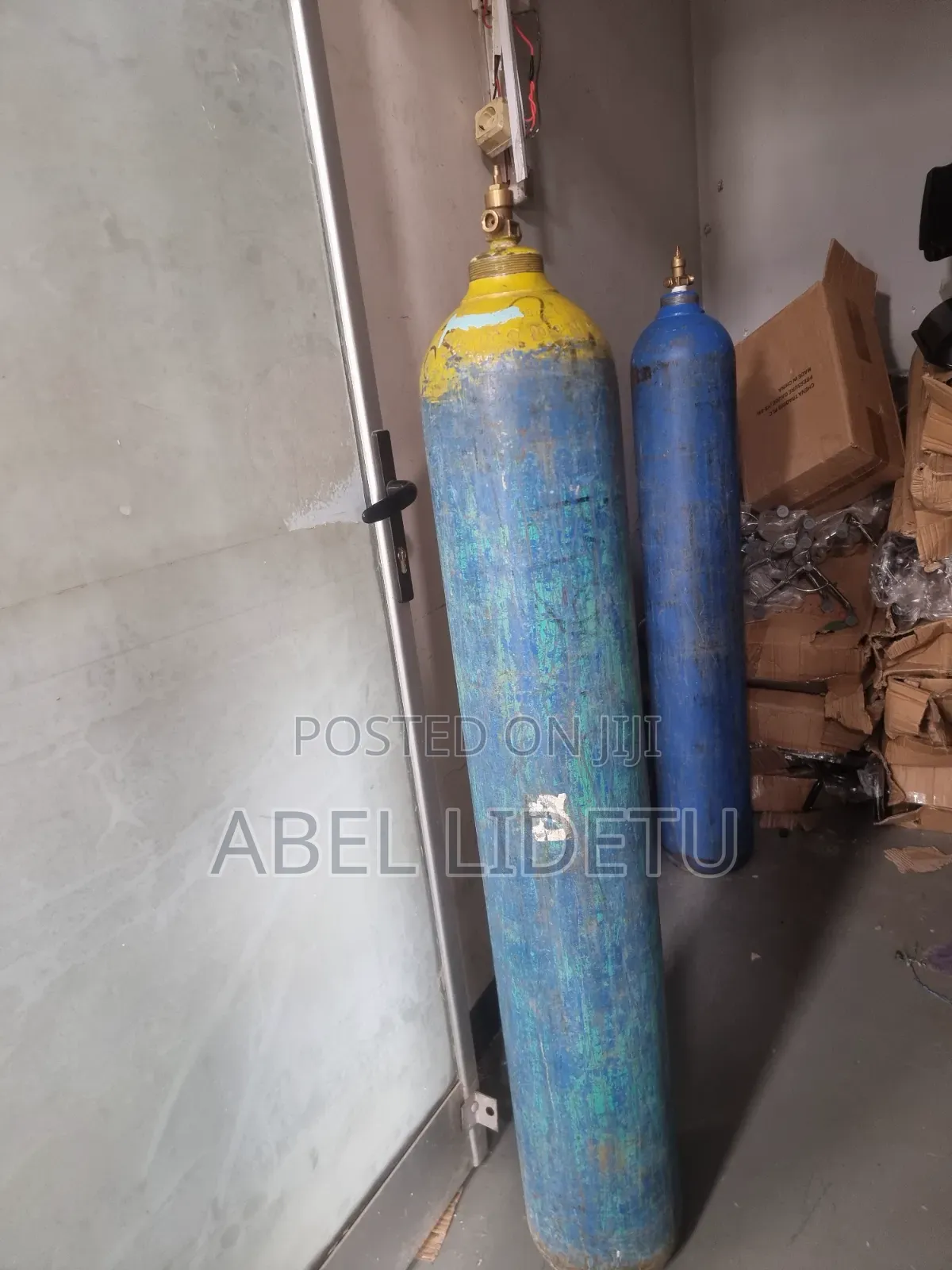 O2 Gas Cylinder, 300 Bar, Long-Lasting Steel Build for Repeated Refill