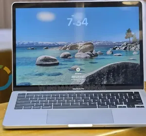 New Laptop Apple MacBook Pro 2020 32GB Intel Core i7 SSD 512GB