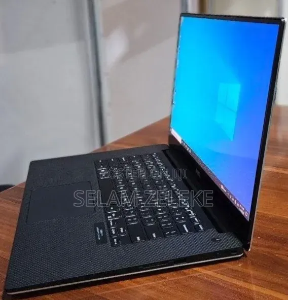 New Laptop Dell XPS 15 16GB Intel Core i7 SSD 512GB
