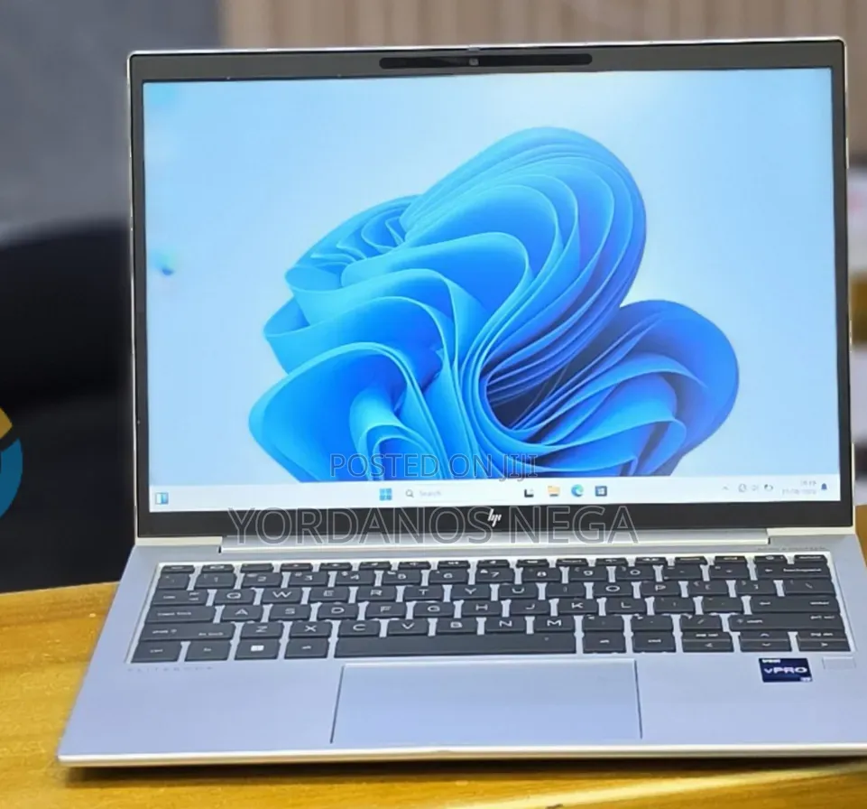 New Laptop HP Elite x360 830 G10 16GB Intel Core i7 SSD 512GB