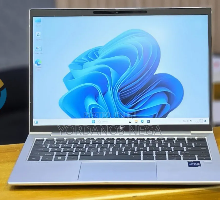 New Laptop HP Elite x360 830 G10 16GB Intel Core i7 SSD 512GB
