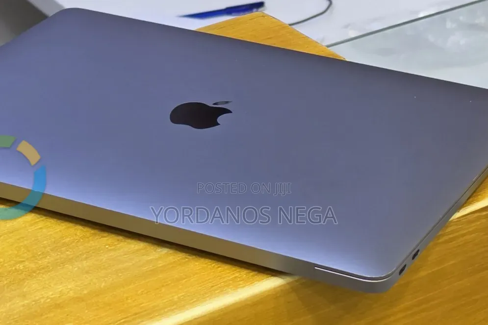 New Laptop Apple MacBook Air 2020 M1 16GB Apple M1 SSD 512GB