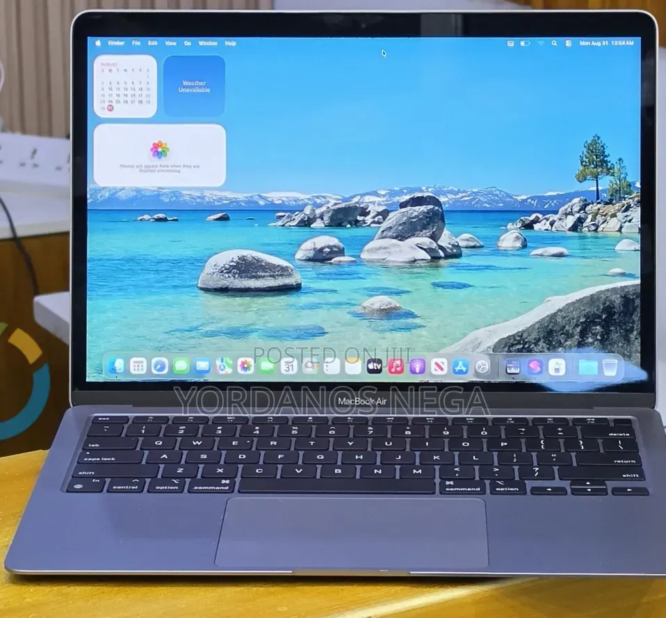 New Laptop Apple MacBook Air 2020 M1 16GB Apple M1 SSD 512GB