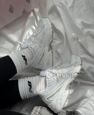 New Balance 740 White and Silver