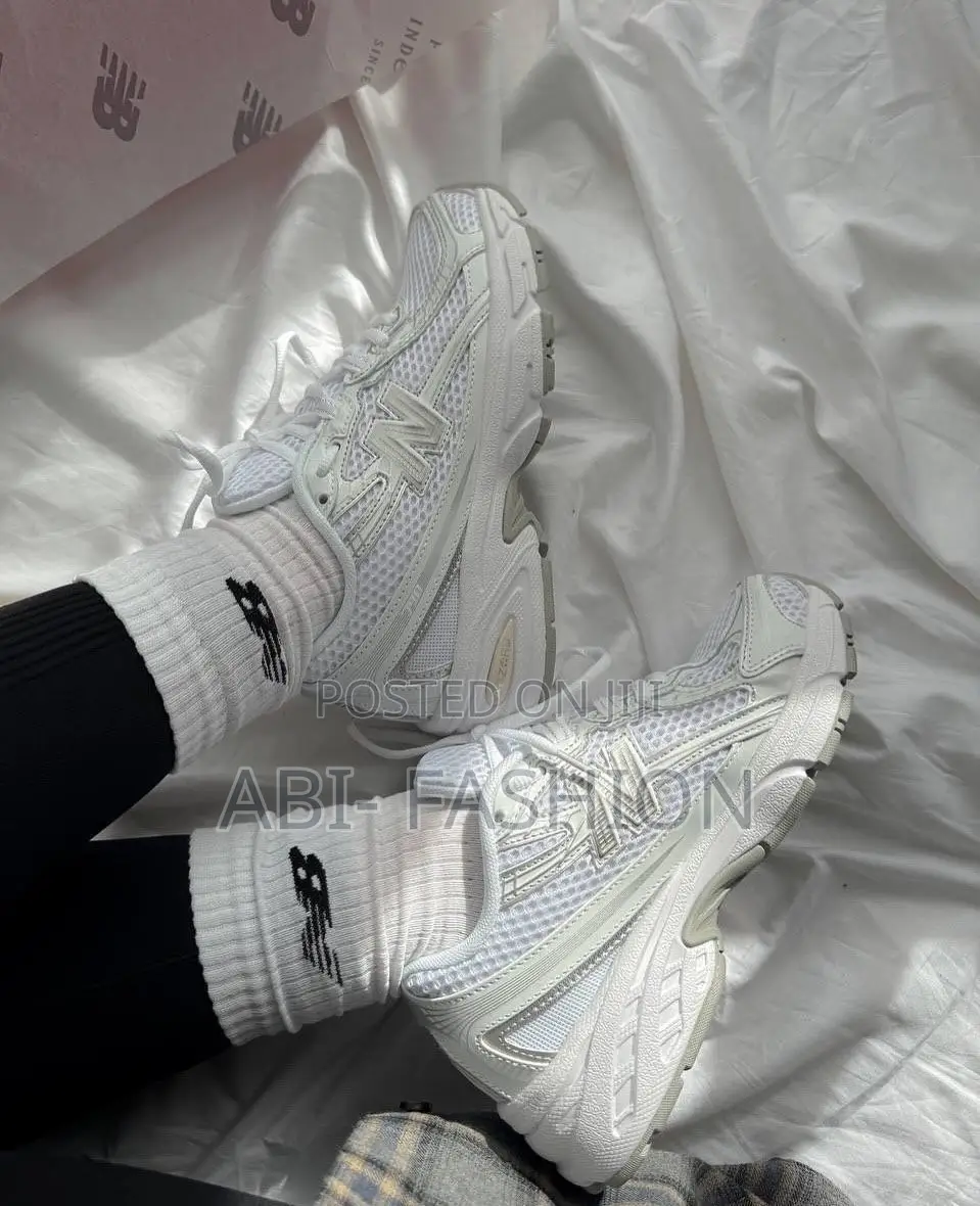 New Balance 740 White and Silver