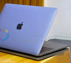 New Laptop Apple MacBook Pro 2019 16GB Intel Core i7 SSD 512GB