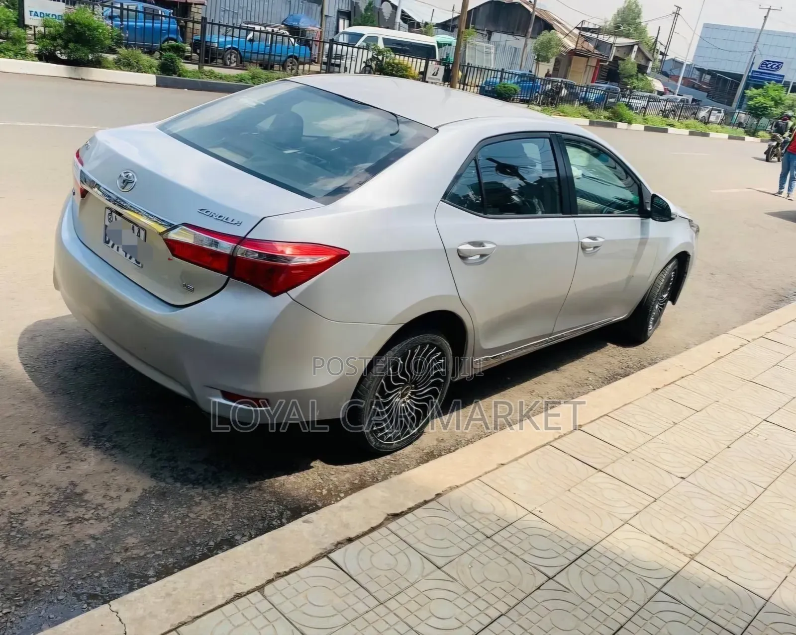 Toyota Yaris 2016 Silver